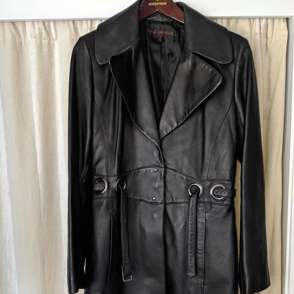 VIA Spiga Black Leather Trench Coat Sz Medium used